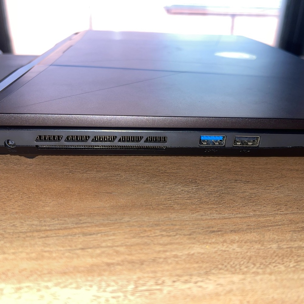 Msi Pulse GL66 15.6”